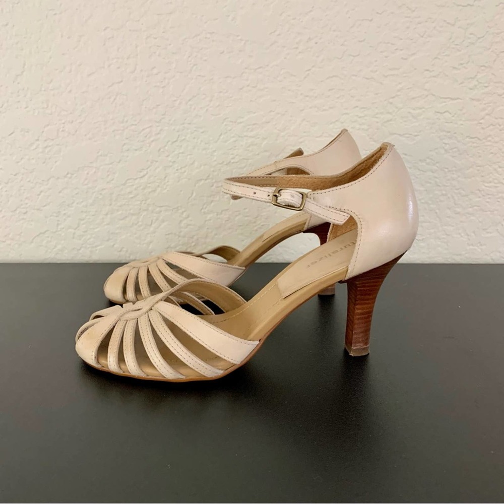 Naturalizer Leather Ankle Strap Sandal / Heels, Sz 5, EUC